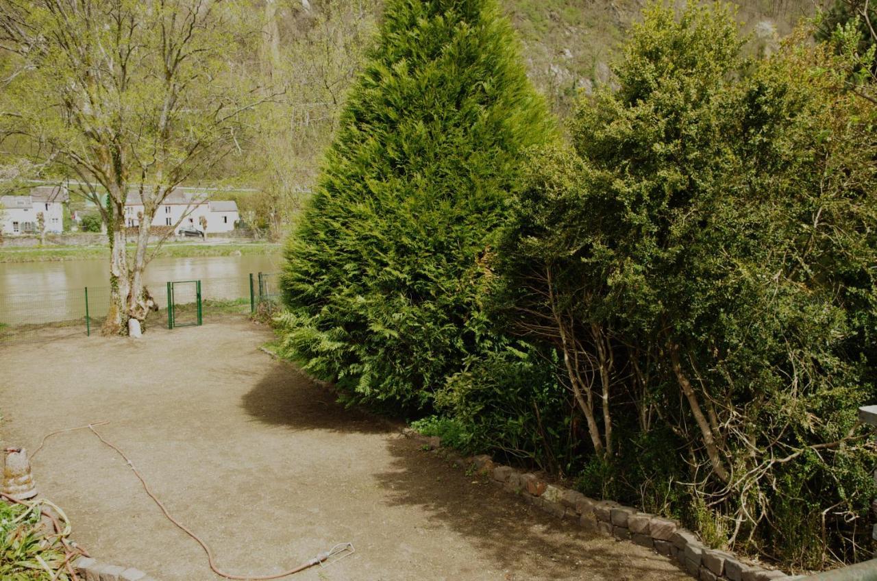 Le Doux Rivage, Proche De Charleville, Jardin Et Acces A La Voie Verte Joigny-sur-Meuse Exterior foto