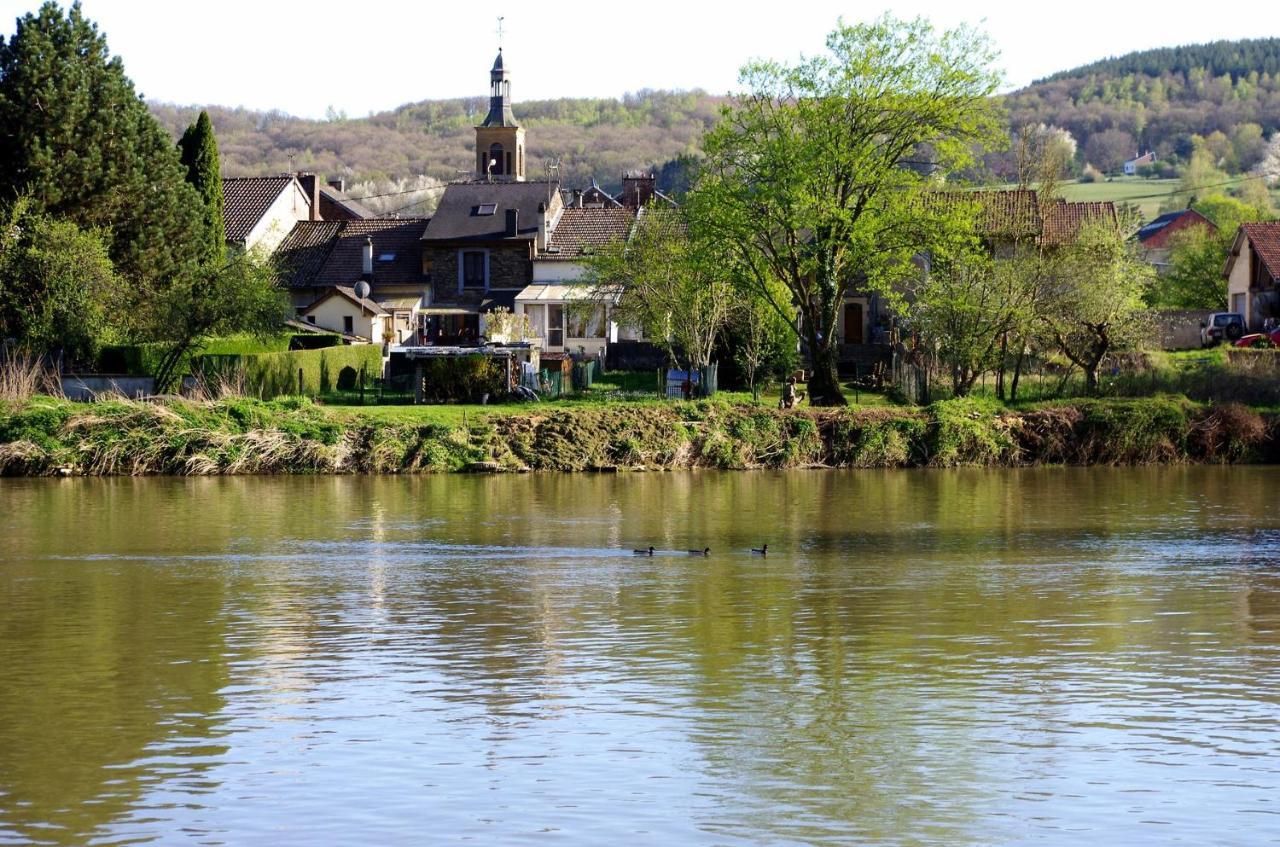 Le Doux Rivage, Proche De Charleville, Jardin Et Acces A La Voie Verte Joigny-sur-Meuse Exterior foto